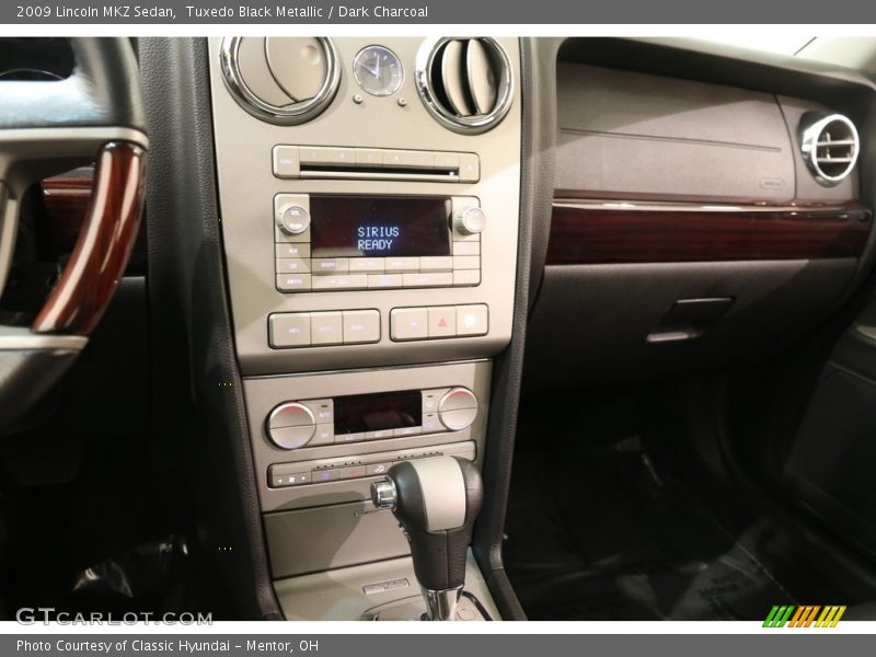 Tuxedo Black Metallic / Dark Charcoal 2009 Lincoln MKZ Sedan
