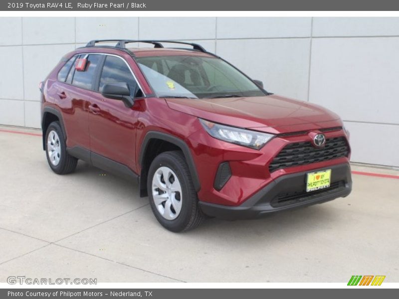 Ruby Flare Pearl / Black 2019 Toyota RAV4 LE