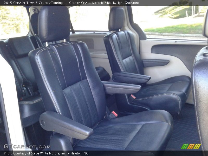 Granite Crystal Metallic / Black/Light Graystone 2015 Chrysler Town & Country Touring-L
