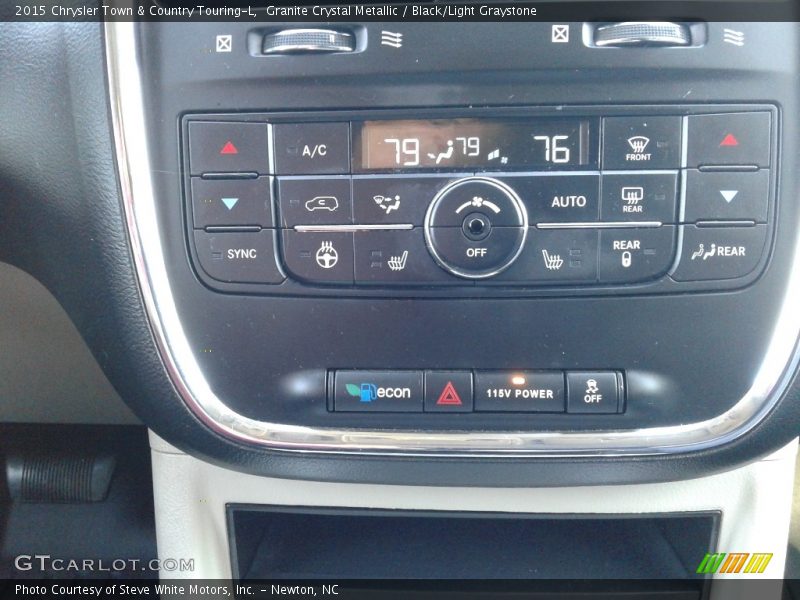 Granite Crystal Metallic / Black/Light Graystone 2015 Chrysler Town & Country Touring-L