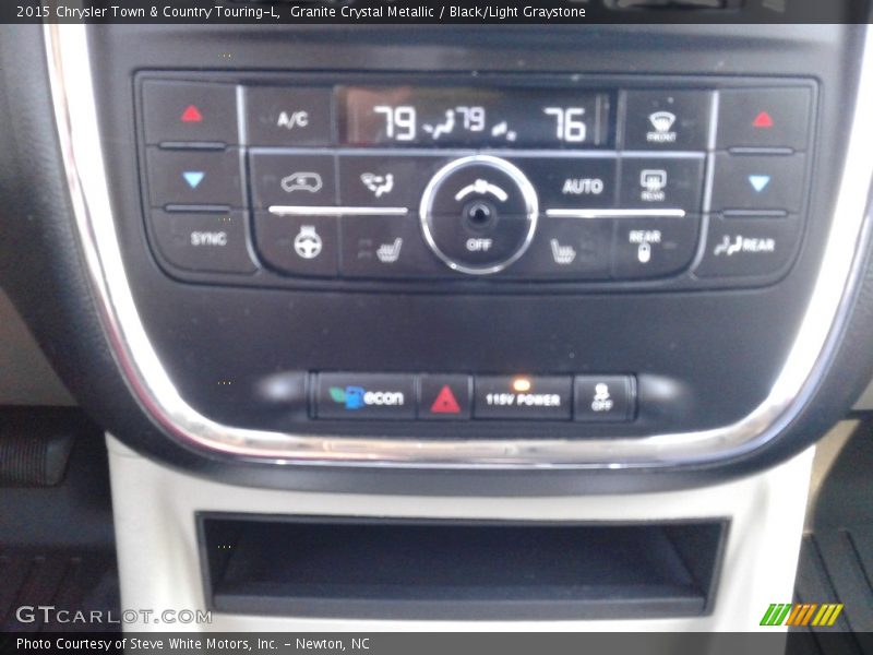Granite Crystal Metallic / Black/Light Graystone 2015 Chrysler Town & Country Touring-L