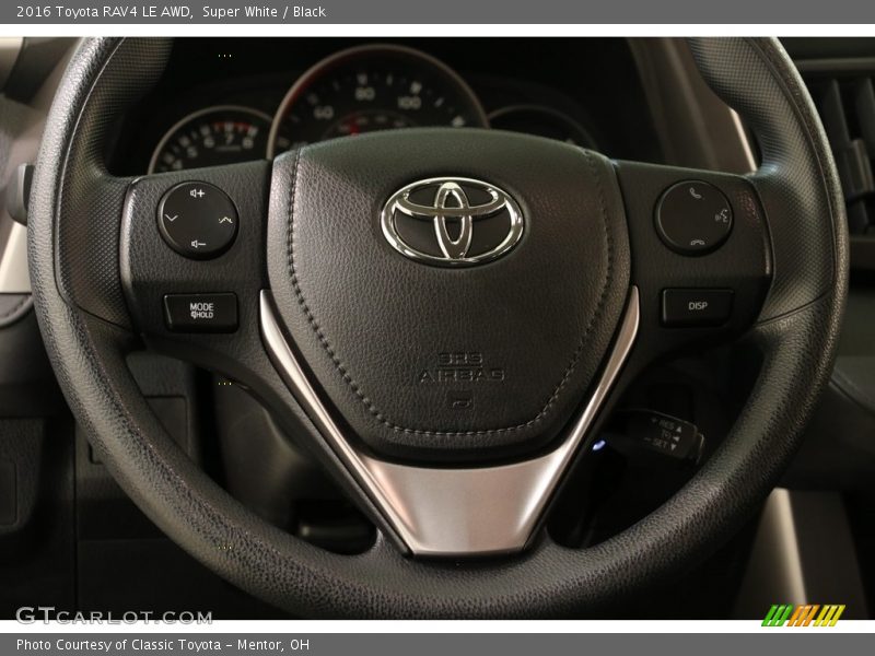 Super White / Black 2016 Toyota RAV4 LE AWD