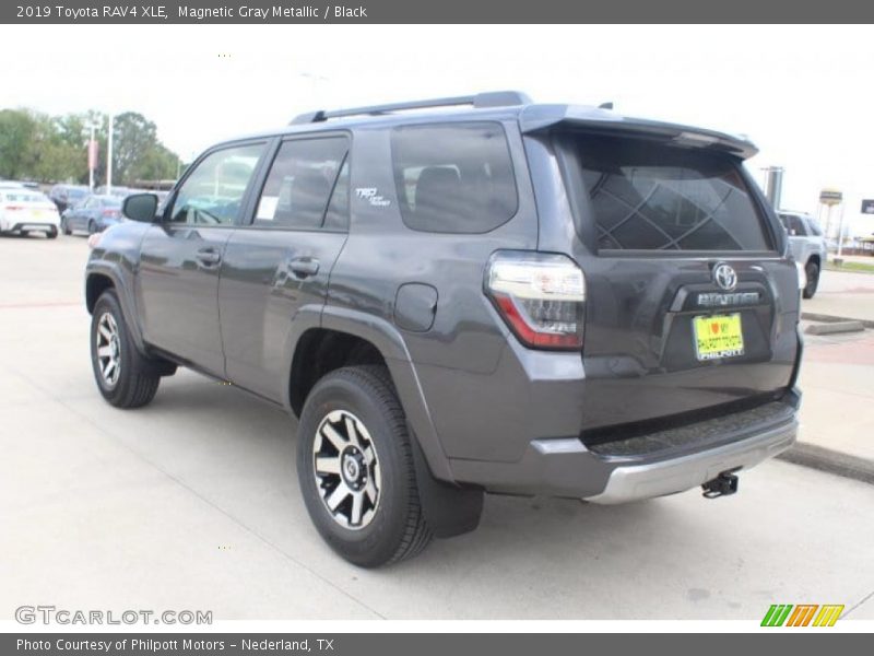 Magnetic Gray Metallic / Black 2019 Toyota RAV4 XLE