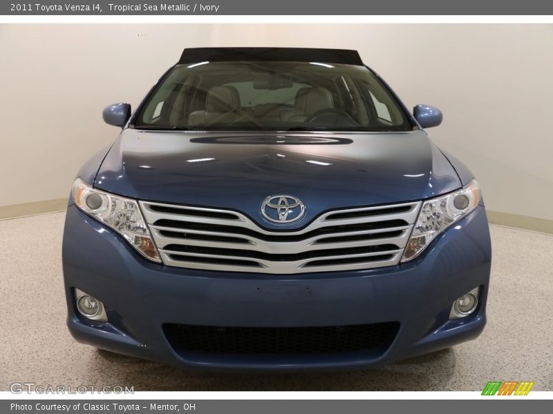 Tropical Sea Metallic / Ivory 2011 Toyota Venza I4