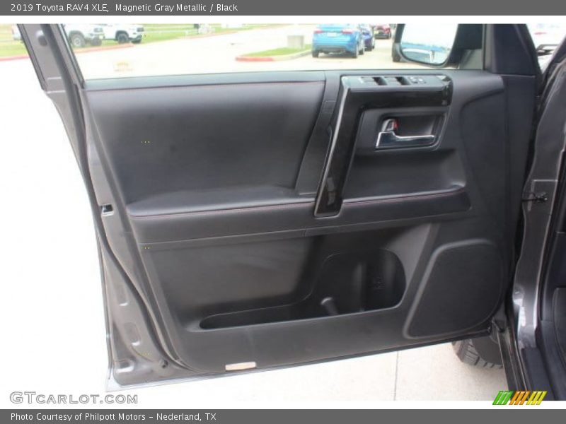 Magnetic Gray Metallic / Black 2019 Toyota RAV4 XLE