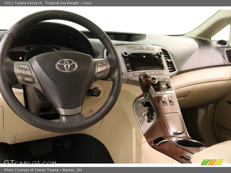 Tropical Sea Metallic / Ivory 2011 Toyota Venza I4