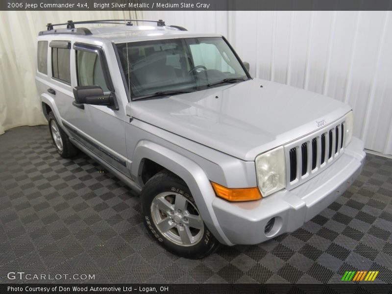 Bright Silver Metallic / Medium Slate Gray 2006 Jeep Commander 4x4
