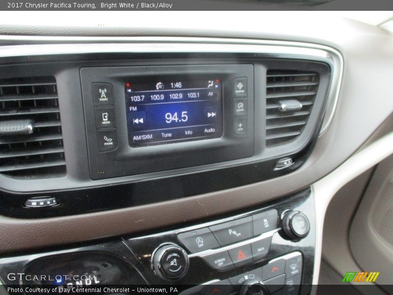 Bright White / Black/Alloy 2017 Chrysler Pacifica Touring