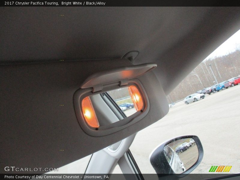 Bright White / Black/Alloy 2017 Chrysler Pacifica Touring
