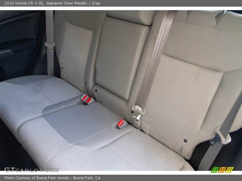Alabaster Silver Metallic / Gray 2016 Honda CR-V SE