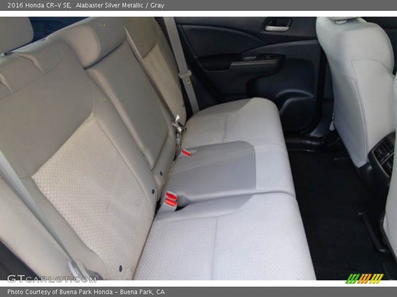 Alabaster Silver Metallic / Gray 2016 Honda CR-V SE