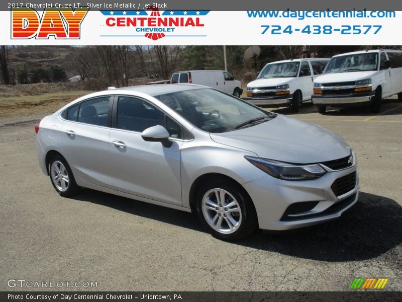 Silver Ice Metallic / Jet Black 2017 Chevrolet Cruze LT