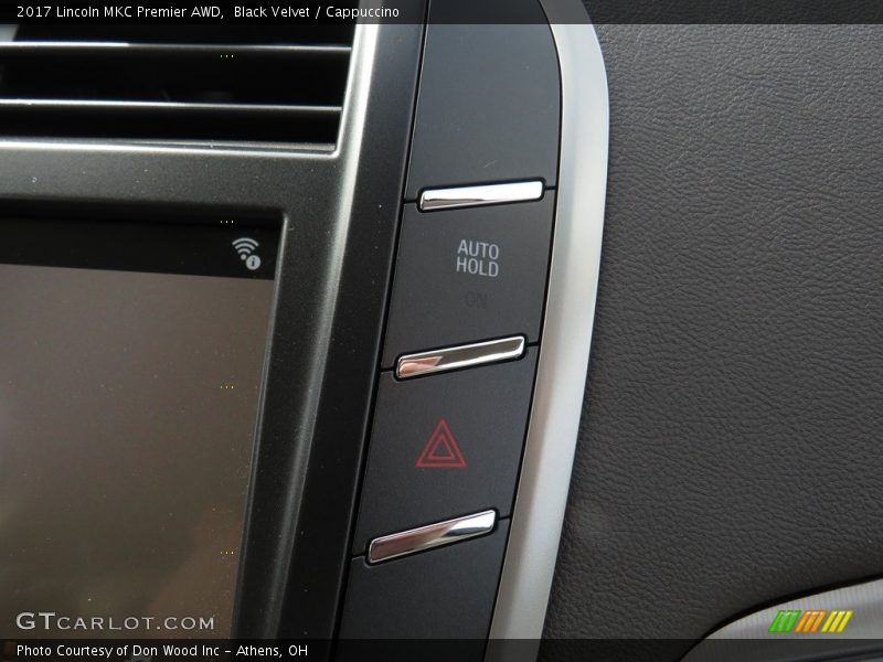 Black Velvet / Cappuccino 2017 Lincoln MKC Premier AWD