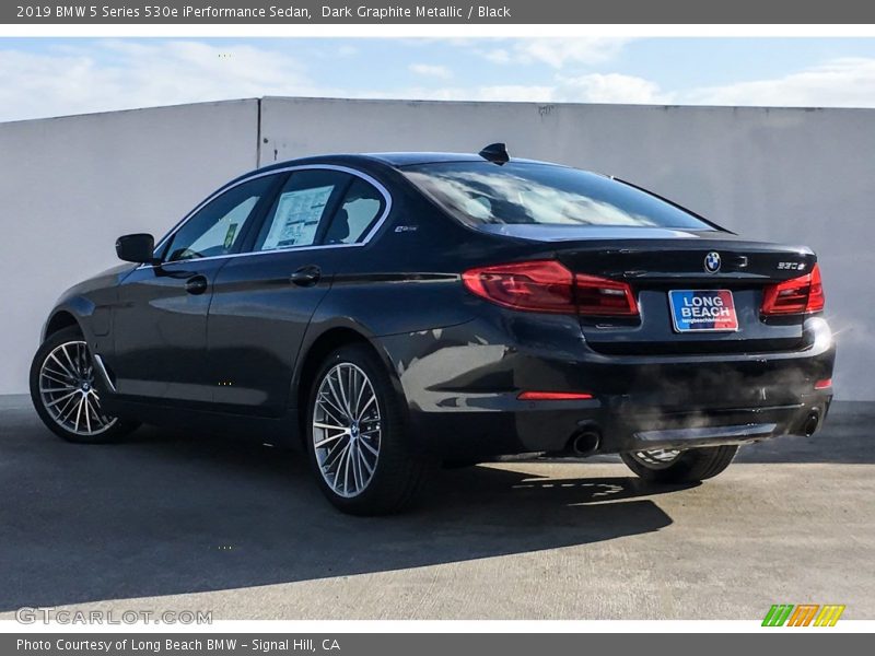 Dark Graphite Metallic / Black 2019 BMW 5 Series 530e iPerformance Sedan