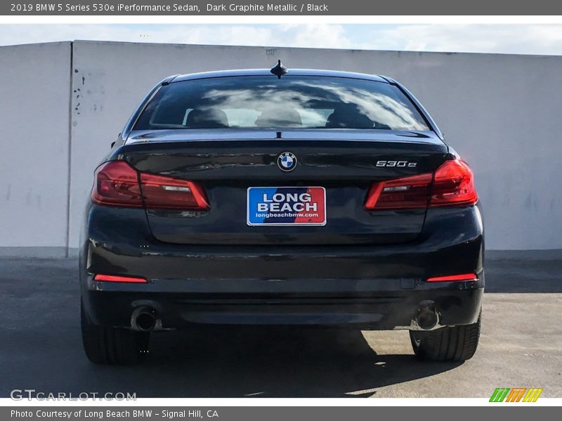 Dark Graphite Metallic / Black 2019 BMW 5 Series 530e iPerformance Sedan