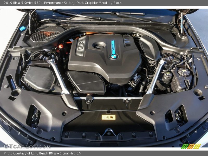 Dark Graphite Metallic / Black 2019 BMW 5 Series 530e iPerformance Sedan