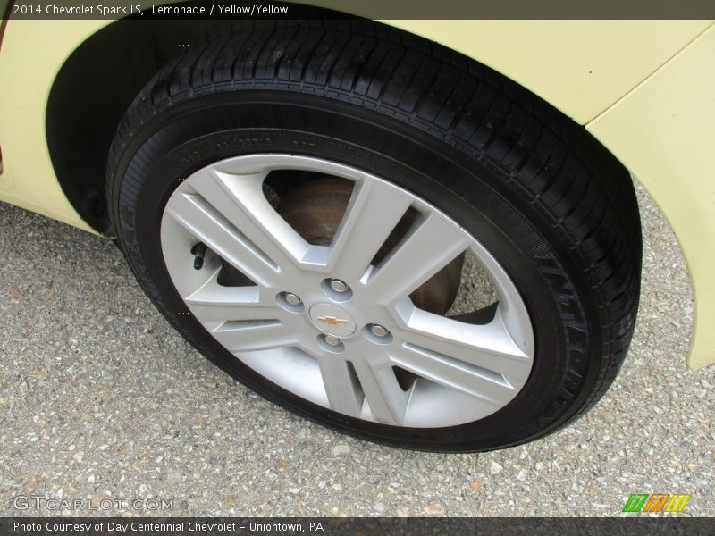 Lemonade / Yellow/Yellow 2014 Chevrolet Spark LS
