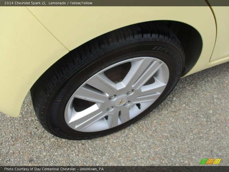 Lemonade / Yellow/Yellow 2014 Chevrolet Spark LS
