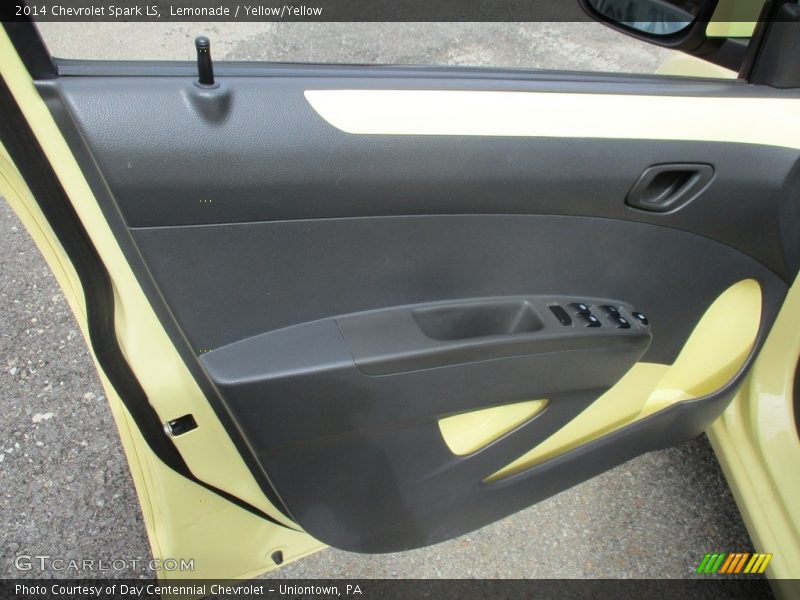 Lemonade / Yellow/Yellow 2014 Chevrolet Spark LS