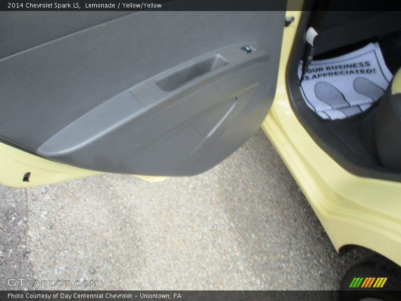 Lemonade / Yellow/Yellow 2014 Chevrolet Spark LS