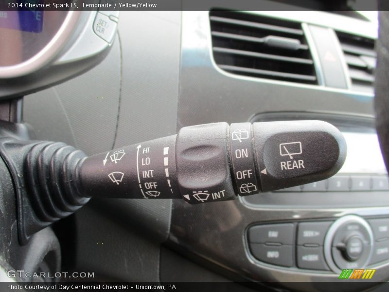 Lemonade / Yellow/Yellow 2014 Chevrolet Spark LS