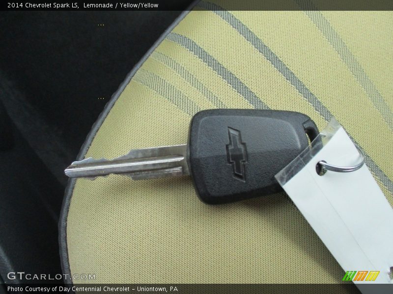 Lemonade / Yellow/Yellow 2014 Chevrolet Spark LS