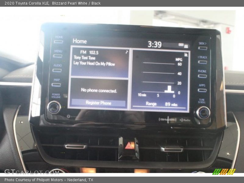 Blizzard Pearl White / Black 2020 Toyota Corolla XLE