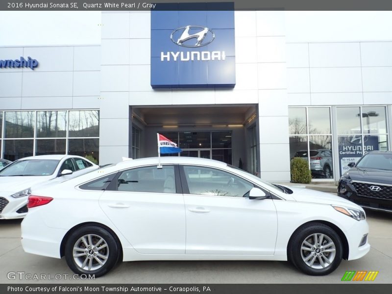 Quartz White Pearl / Gray 2016 Hyundai Sonata SE