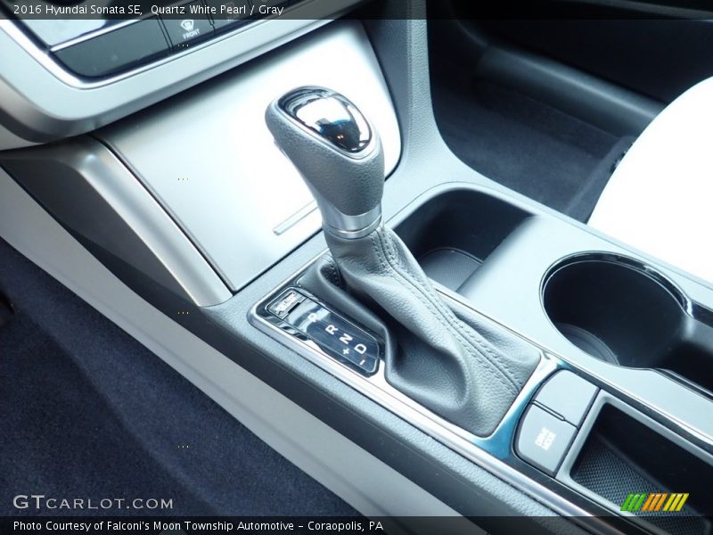 Quartz White Pearl / Gray 2016 Hyundai Sonata SE
