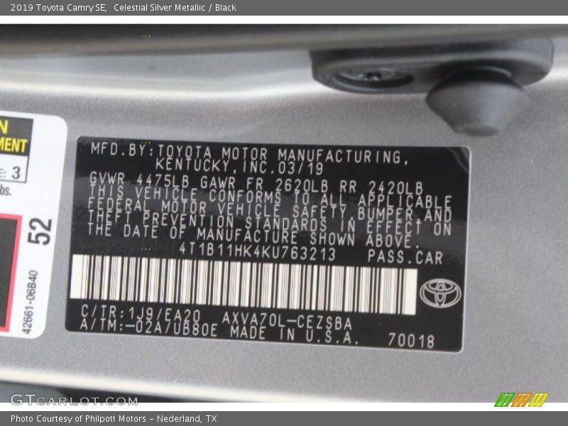 Celestial Silver Metallic / Black 2019 Toyota Camry SE