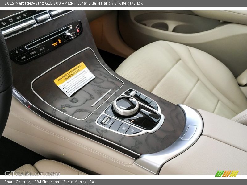 Lunar Blue Metallic / Silk Beige/Black 2019 Mercedes-Benz GLC 300 4Matic