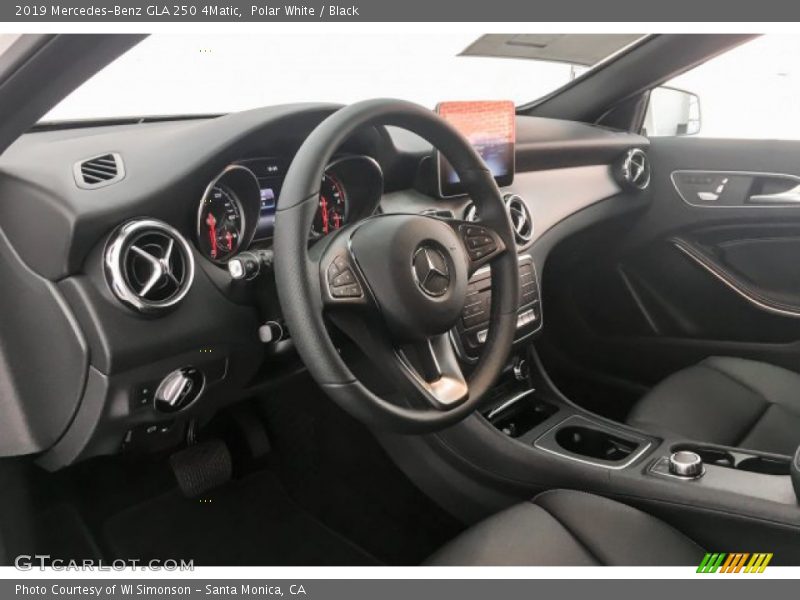 Polar White / Black 2019 Mercedes-Benz GLA 250 4Matic