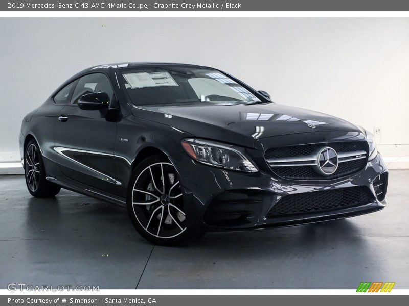 Front 3/4 View of 2019 C 43 AMG 4Matic Coupe