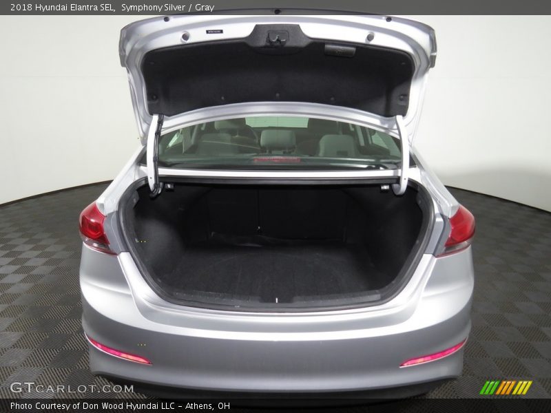 Symphony Silver / Gray 2018 Hyundai Elantra SEL