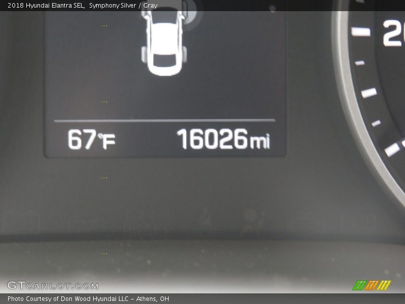Symphony Silver / Gray 2018 Hyundai Elantra SEL