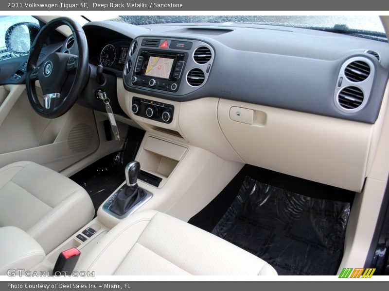 Deep Black Metallic / Sandstone 2011 Volkswagen Tiguan SE