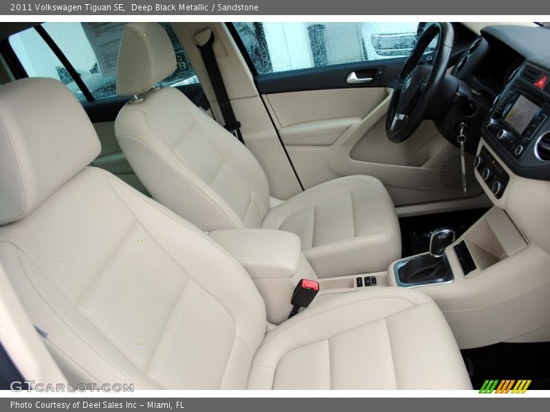 Deep Black Metallic / Sandstone 2011 Volkswagen Tiguan SE