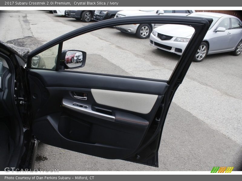 Crystal Black Silica / Ivory 2017 Subaru Crosstrek 2.0i Premium