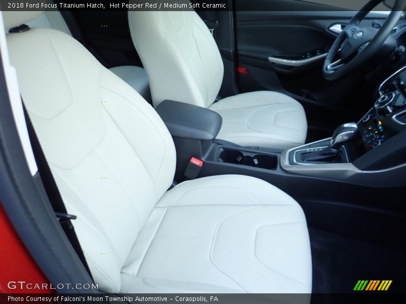 Hot Pepper Red / Medium Soft Ceramic 2018 Ford Focus Titanium Hatch