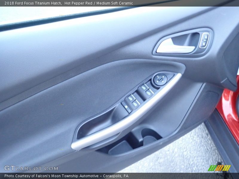 Hot Pepper Red / Medium Soft Ceramic 2018 Ford Focus Titanium Hatch