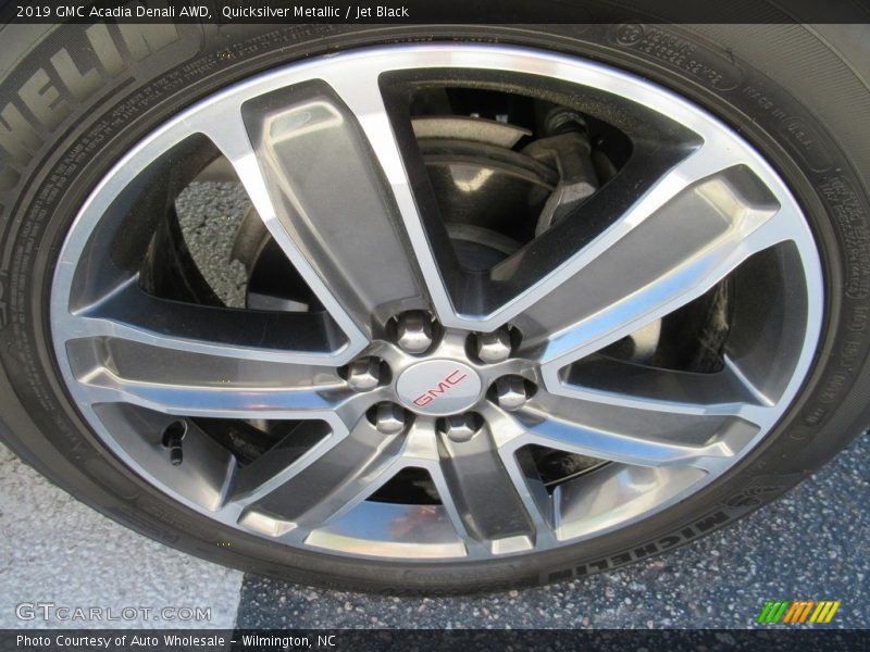Quicksilver Metallic / Jet Black 2019 GMC Acadia Denali AWD