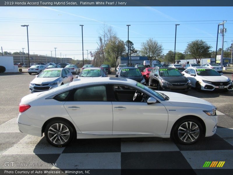Platinum White Pearl / Ivory 2019 Honda Accord Touring Hybrid Sedan
