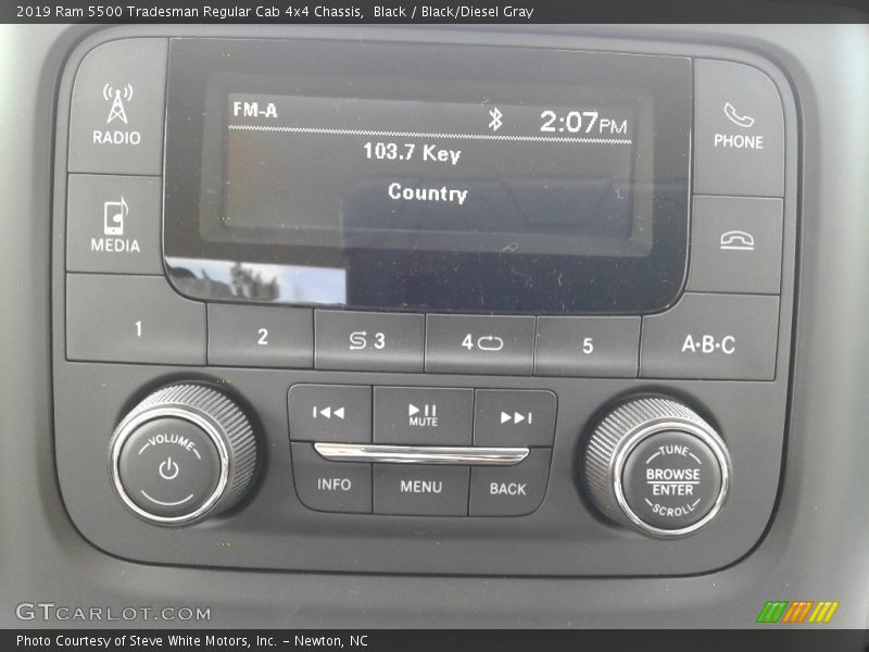 Controls of 2019 5500 Tradesman Regular Cab 4x4 Chassis