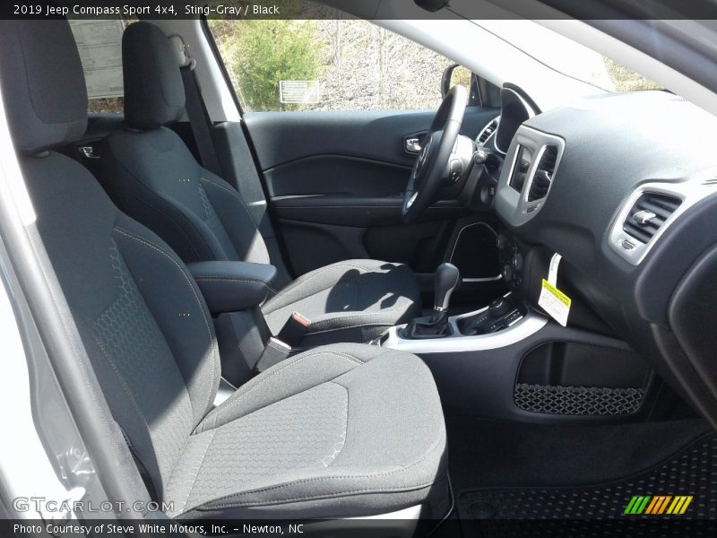 Sting-Gray / Black 2019 Jeep Compass Sport 4x4