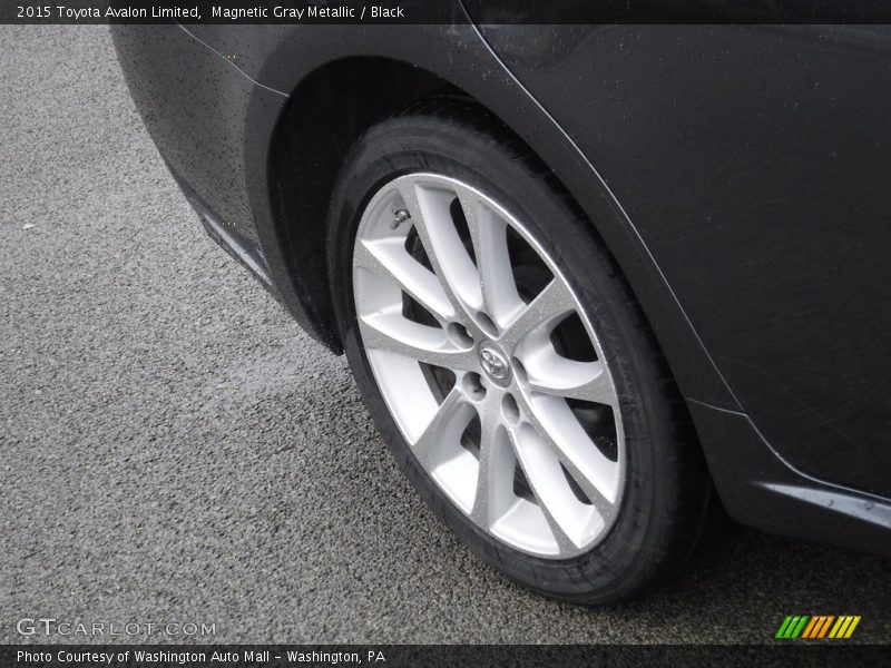 Magnetic Gray Metallic / Black 2015 Toyota Avalon Limited