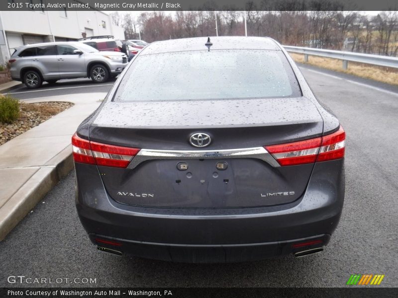 Magnetic Gray Metallic / Black 2015 Toyota Avalon Limited
