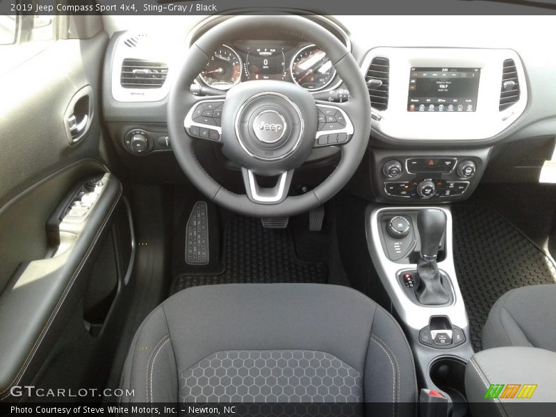 Sting-Gray / Black 2019 Jeep Compass Sport 4x4