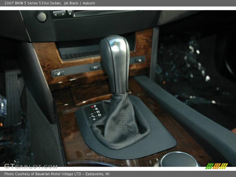 Jet Black / Auburn 2007 BMW 5 Series 530xi Sedan