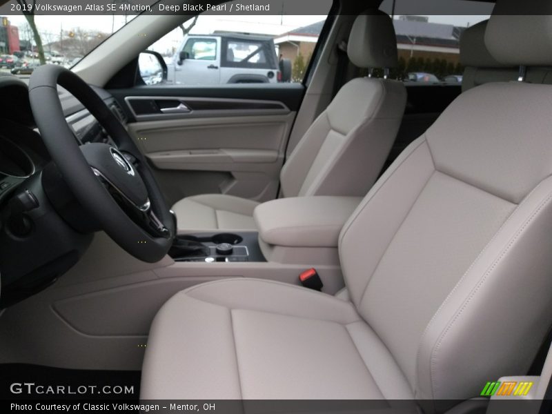 Deep Black Pearl / Shetland 2019 Volkswagen Atlas SE 4Motion