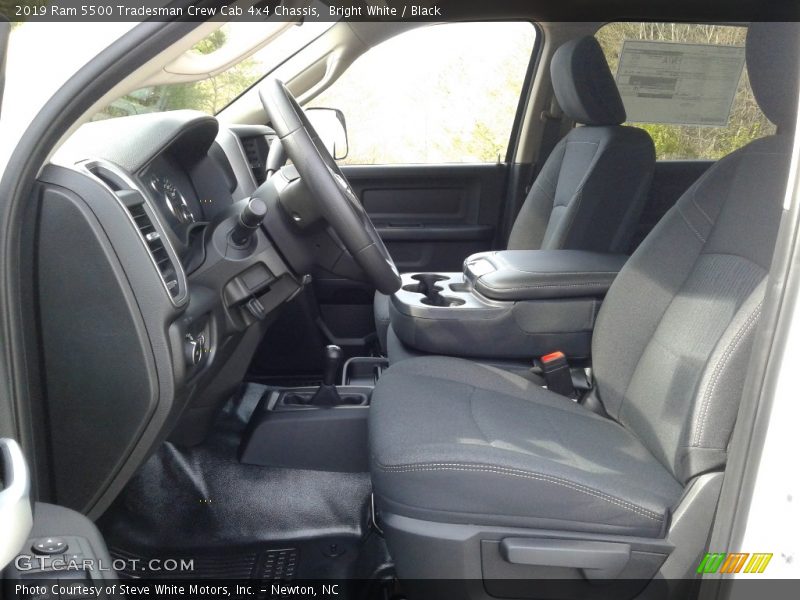 Bright White / Black 2019 Ram 5500 Tradesman Crew Cab 4x4 Chassis
